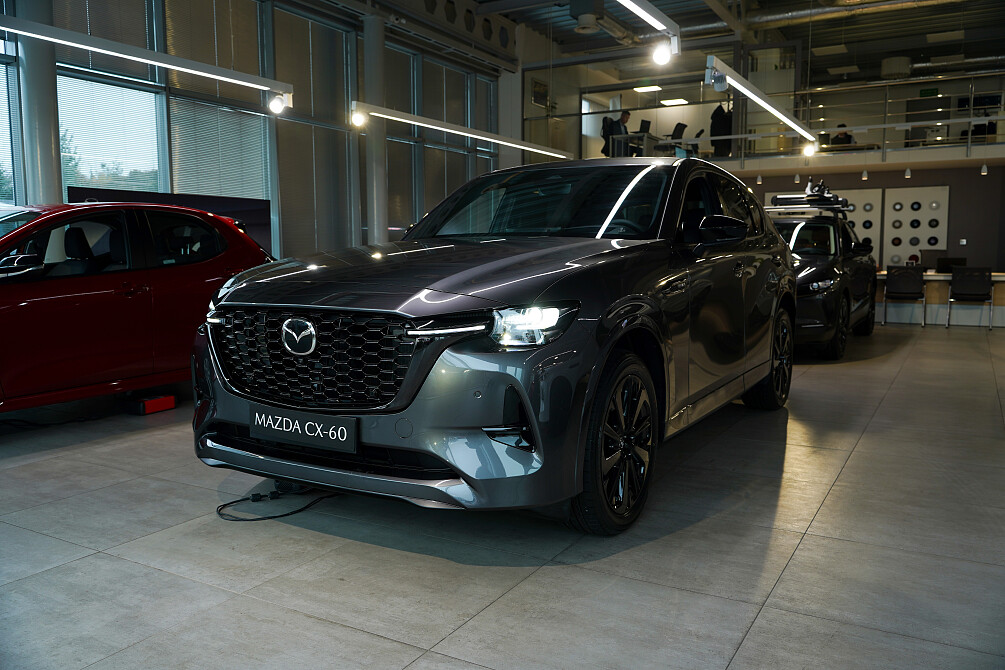 Mazda CX-60 - Kolor Machine Gray, zdjęcie 2