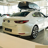 Mazda 3 - Kolor Snowflake White Pearl, zdjęcie 4