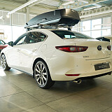 Mazda 3 - Kolor Snowflake White Pearl, zdjęcie 3