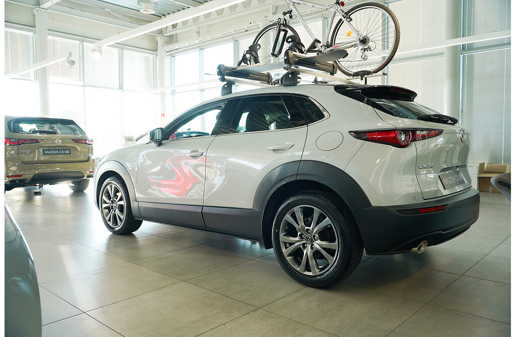 Mazda CX-30 - Kolor Ceramic Metalic, zdjęcie 3