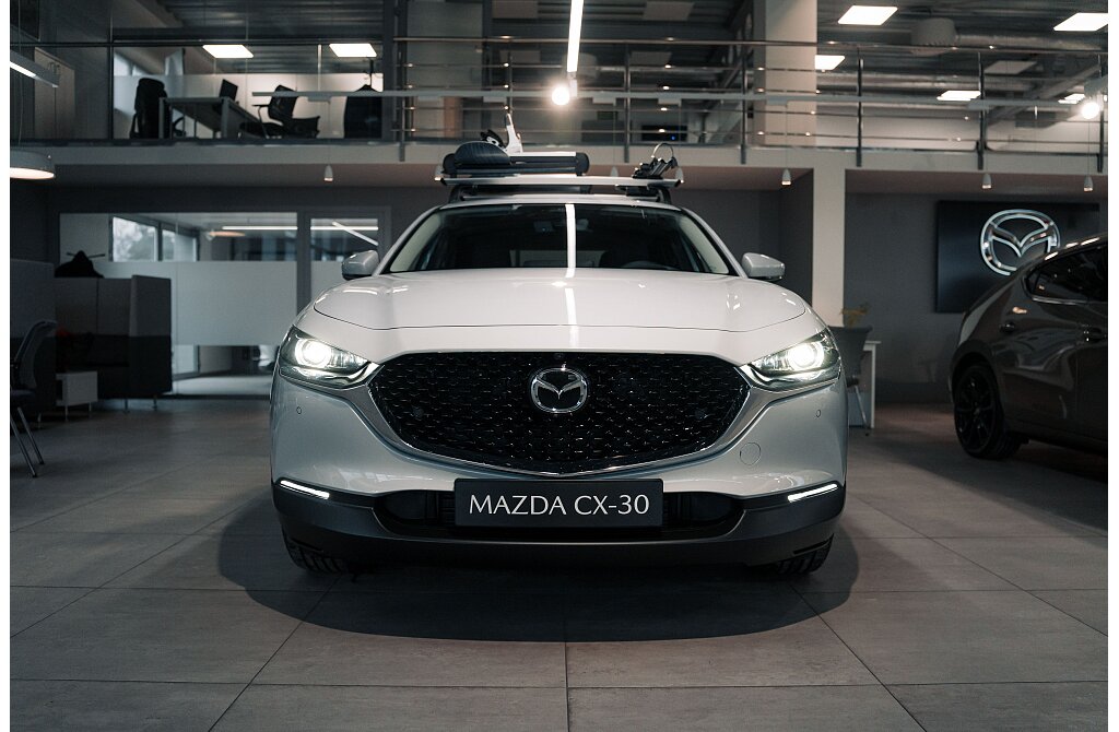 Mazda CX-30 - Kolor Ceramic Metalic, zdjęcie 2