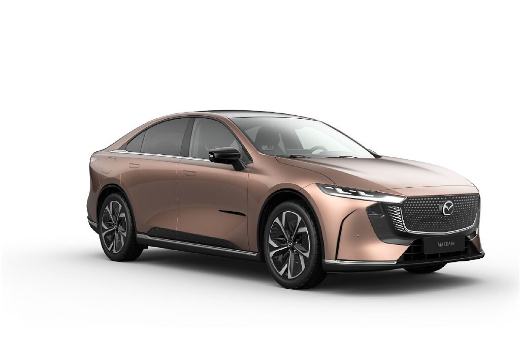Mazda 6e - Kolor Melting Copper, zdjęcie 1