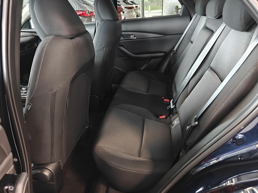 Mazda CX-30 - Kolor Deep Crystal Blue, zdjęcie 7