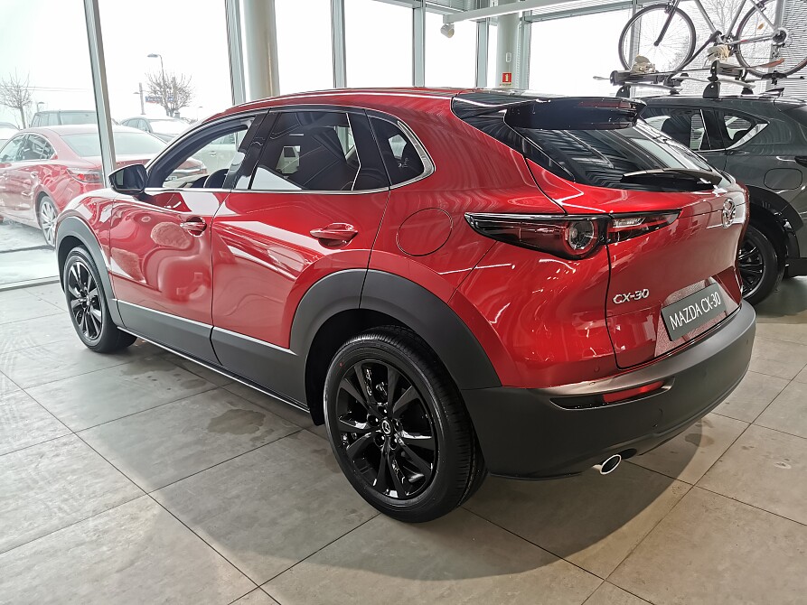 Mazda CX-30 - Kolor Soul Red Crystal, zdjęcie 4