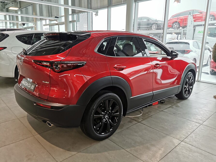 Mazda CX-30 - Kolor Soul Red Crystal, zdjęcie 3
