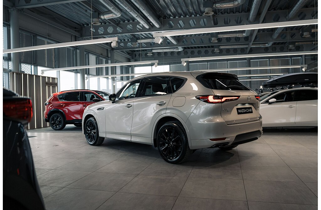 Mazda CX-60 - Kolor Platinum Quartz, zdjęcie 3