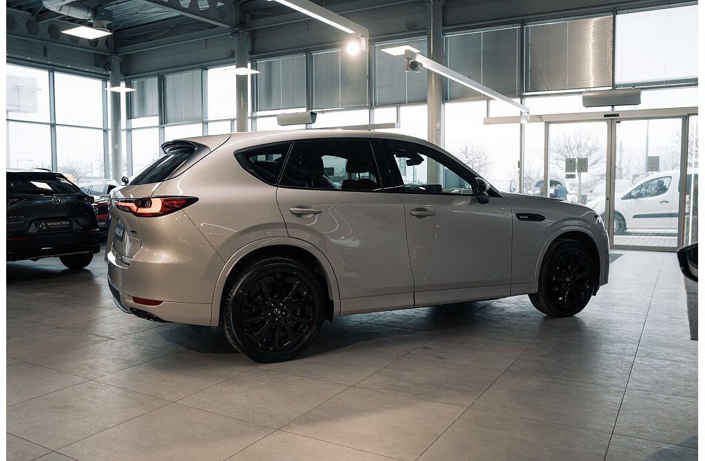 Mazda CX-60 - Kolor Platinum Quartz, zdjęcie 2