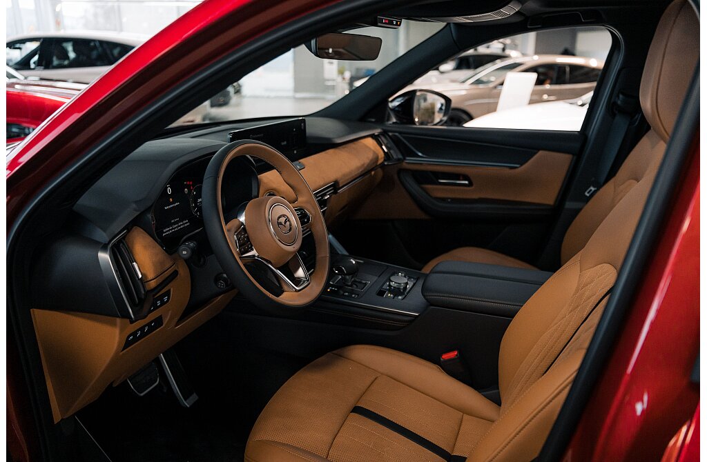 Mazda CX-60 - Kolor Soul Red Crystal, zdjęcie 6