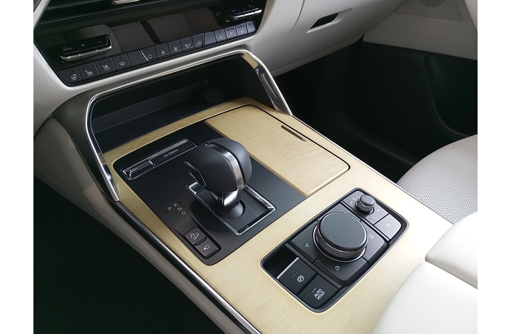 Mazda CX-60 - Kolor Machine Gray, zdjęcie 5