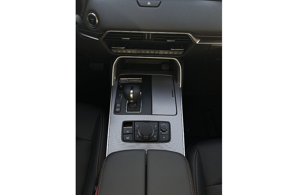 Mazda CX-60 - Kolor Platinum Quartz, zdjęcie 2