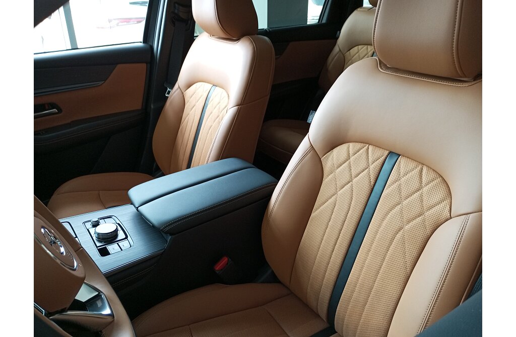 Mazda CX-80 - Kolor Machine Gray, zdjęcie 3