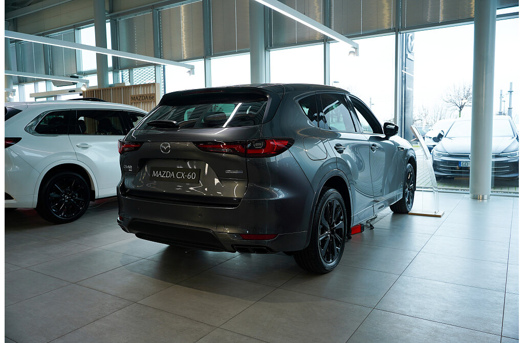 Mazda CX-60 - Kolor Machine Gray, zdjęcie 5