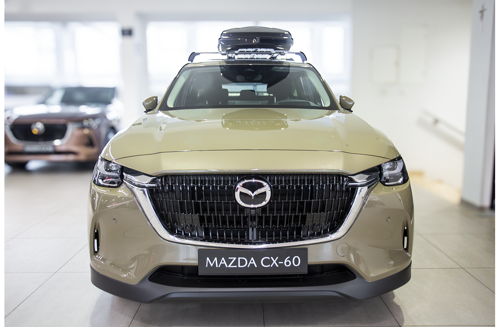 Mazda CX-60 - Kolor Zircon Sand Metalic, zdjęcie 4