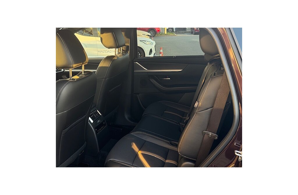 Mazda CX-80 - Kolor Artisan Red, zdjęcie 5