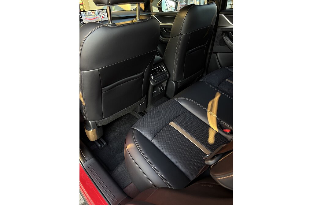 Mazda CX-60 - Kolor Soul Red Crystal, zdjęcie 9