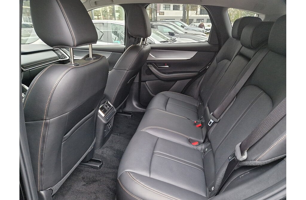 Mazda CX-60 - Kolor Jet Black, zdjęcie 11
