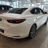 Mazda 3 - Kolor Snowflake White Pearl, zdjęcie 5