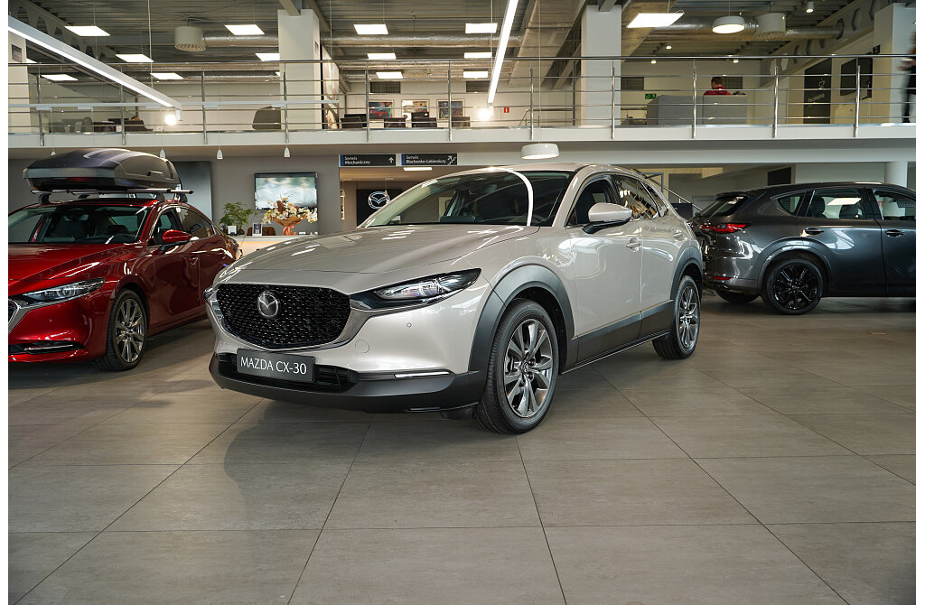 Mazda CX-30 - Kolor Platinum Quartz, zdjęcie 1