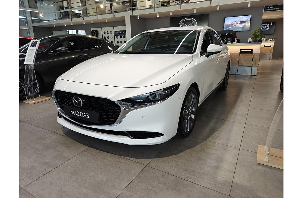 Mazda 3 - Kolor Snowflake White Pearl, zdjęcie 1