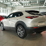 Mazda CX-30 - Kolor Platinum Quartz, zdjęcie 4
