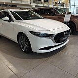 Mazda 3 - Kolor Snowflake White Pearl, zdjęcie 2