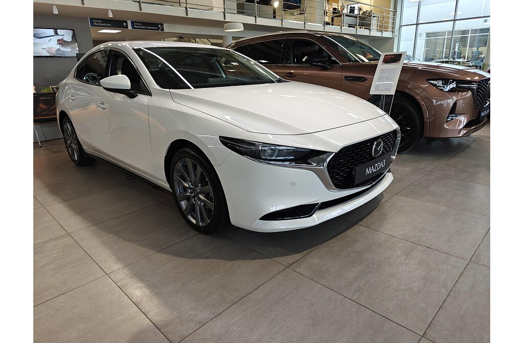 Mazda 3 - Kolor Snowflake White Pearl, zdjęcie 2