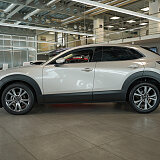Mazda CX-30 - Kolor Platinum Quartz, zdjęcie 2