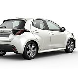 Mazda 2 Hybrid - Kolor Northern White Pearl, zdjęcie 5