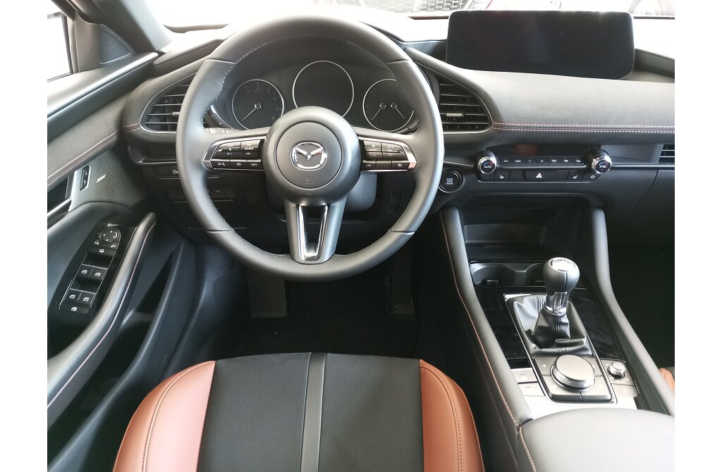 Mazda 3 - Kolor Soul Red Crystal, zdjęcie 3