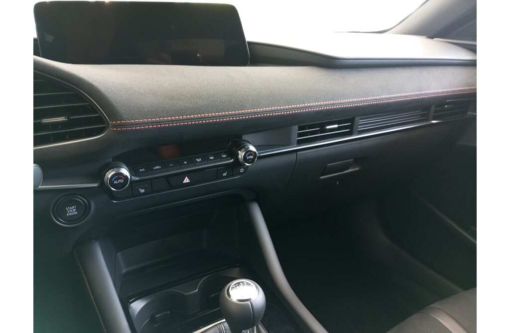 Mazda 3 - Kolor Soul Red Crystal, zdjęcie 5