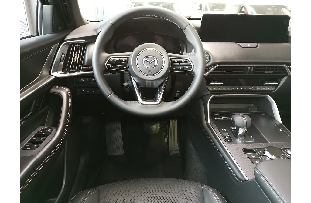 Mazda CX-80 - Kolor Artisan Red, zdjęcie 3