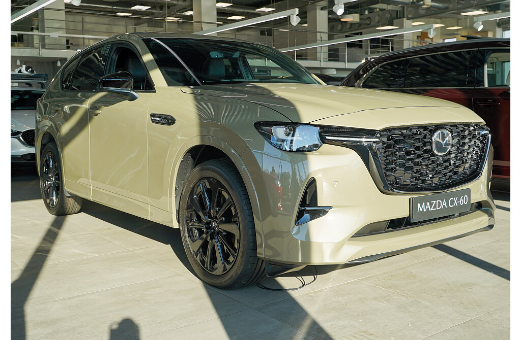 Mazda CX-60 - Kolor Zircon Sand Metalic, zdjęcie 4