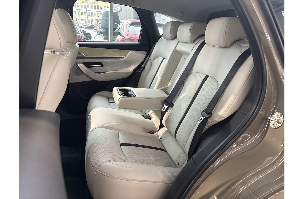 Mazda CX-60 - Kolor Zircon Sand Metalic, zdjęcie 12