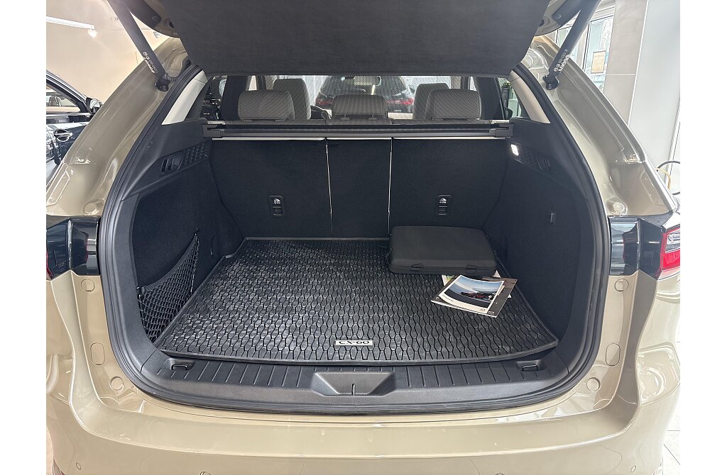 Mazda CX-60 - Kolor Zircon Sand Metalic, zdjęcie 15