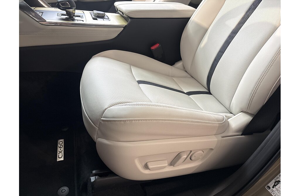 Mazda CX-60 - Kolor Zircon Sand Metalic, zdjęcie 13