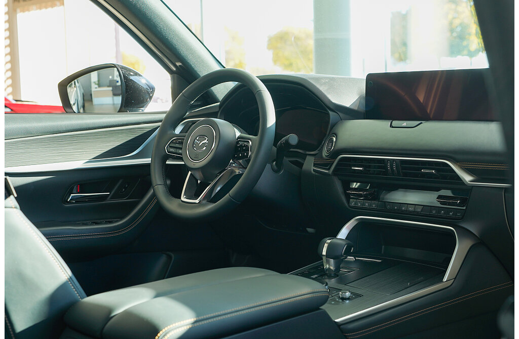 Mazda CX-60 - Kolor Zircon Sand Metalic, zdjęcie 5