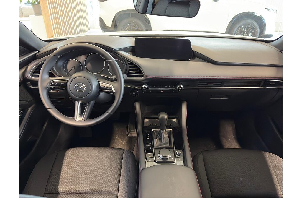 Mazda 3 - Kolor Snowflake White Pearl, zdjęcie 10