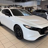 Mazda 3 - Kolor Snowflake White Pearl, zdjęcie 3
