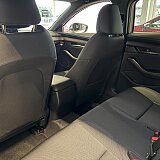 Mazda 3 - Kolor Snowflake White Pearl, zdjęcie 9