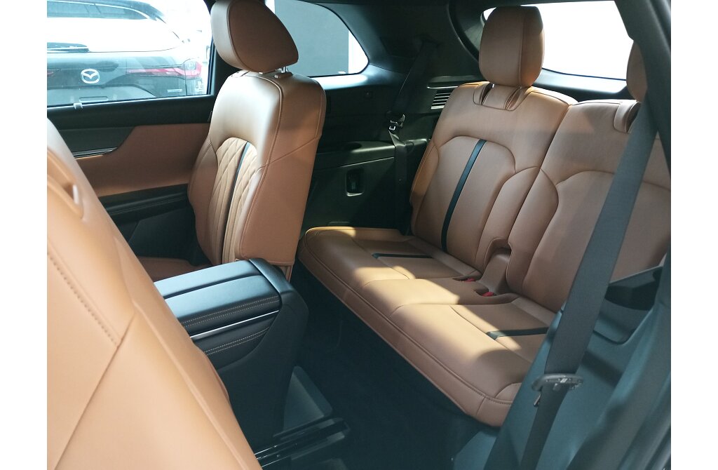 Mazda CX-80 - Kolor Jet Black, zdjęcie 10