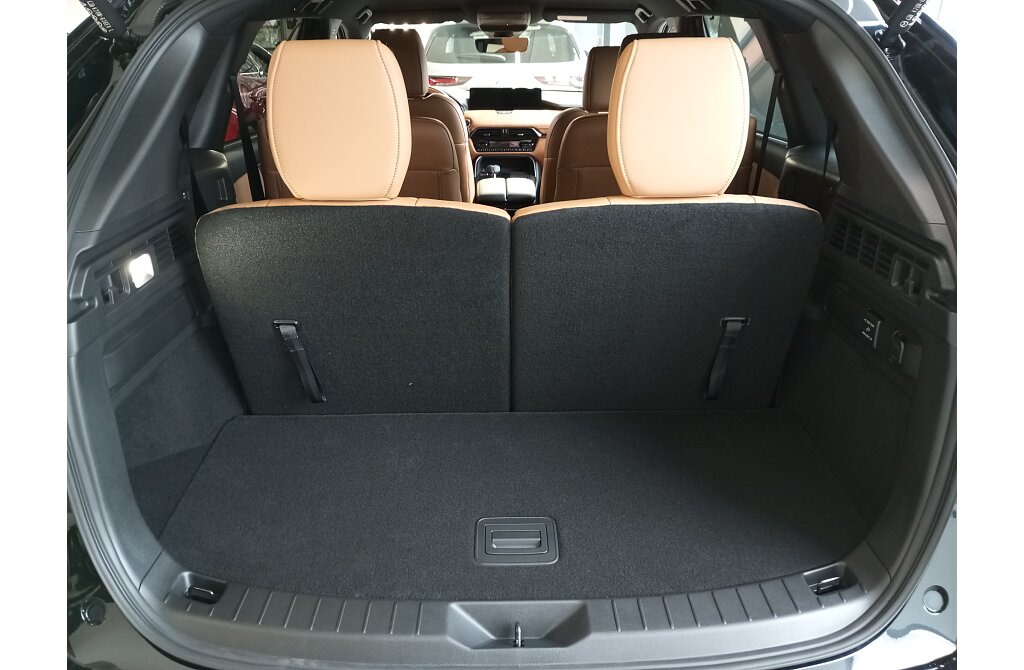 Mazda CX-80 - Kolor Jet Black, zdjęcie 11