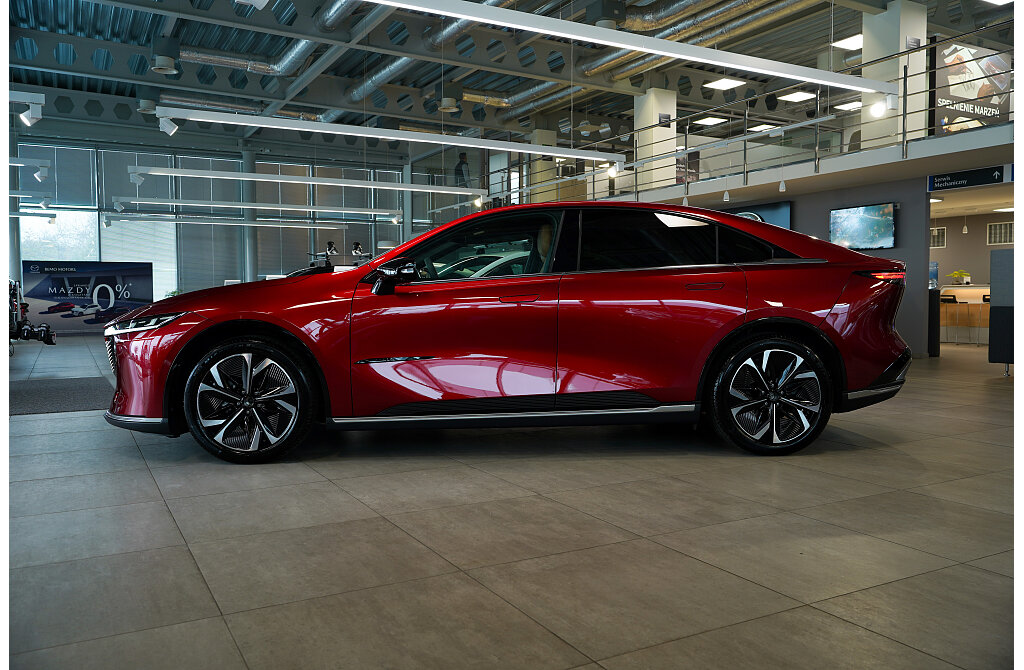 Mazda 6e - Kolor Soul Red Crystal, zdjęcie 6