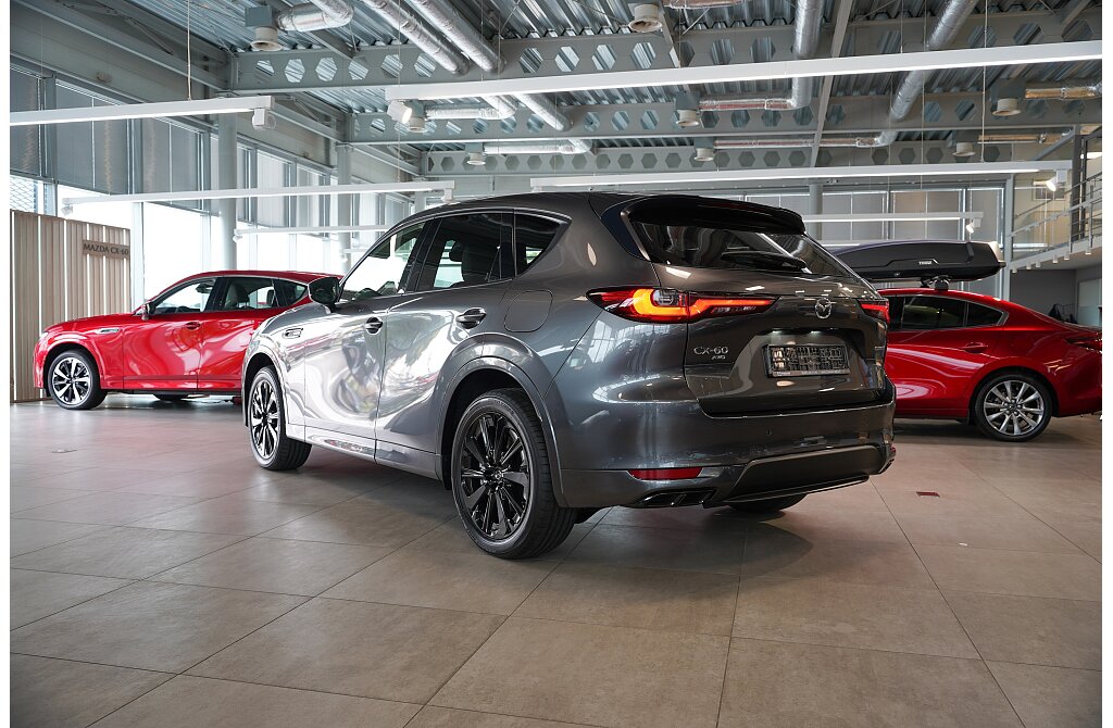 Mazda CX-60 - Kolor Machine Gray, zdjęcie 2