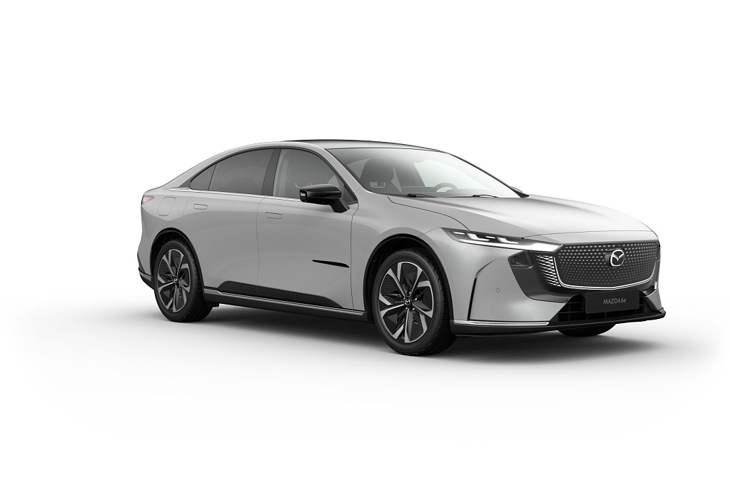 Mazda 6e - Kolor Polymetal Gray, zdjęcie 1