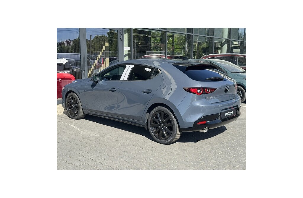 Mazda 3 - Kolor Polymetal Gray, zdjęcie 8