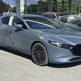 Mazda 3 - Kolor Polymetal Gray, zdjęcie 3