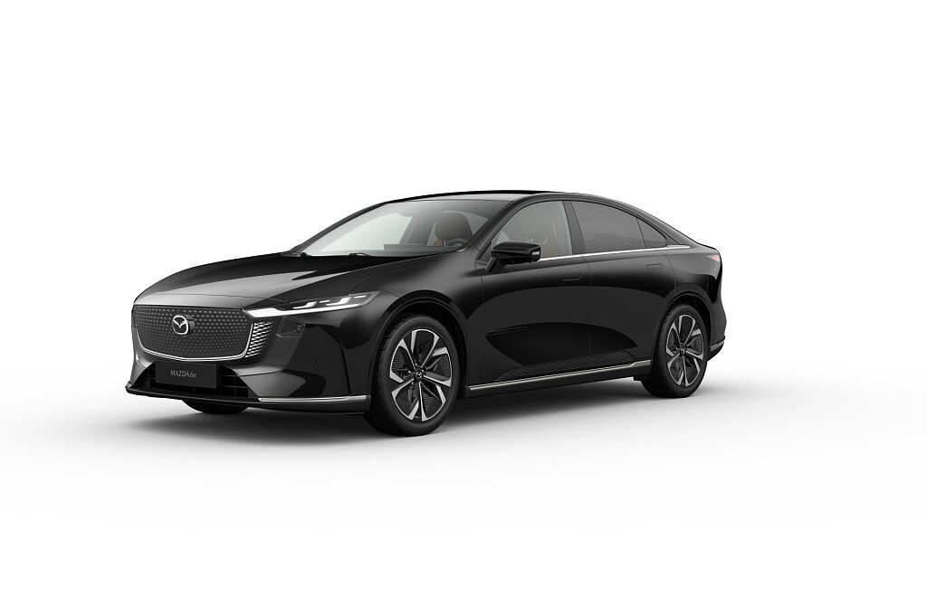 Mazda 6e - Kolor Jet Black, zdjęcie 1