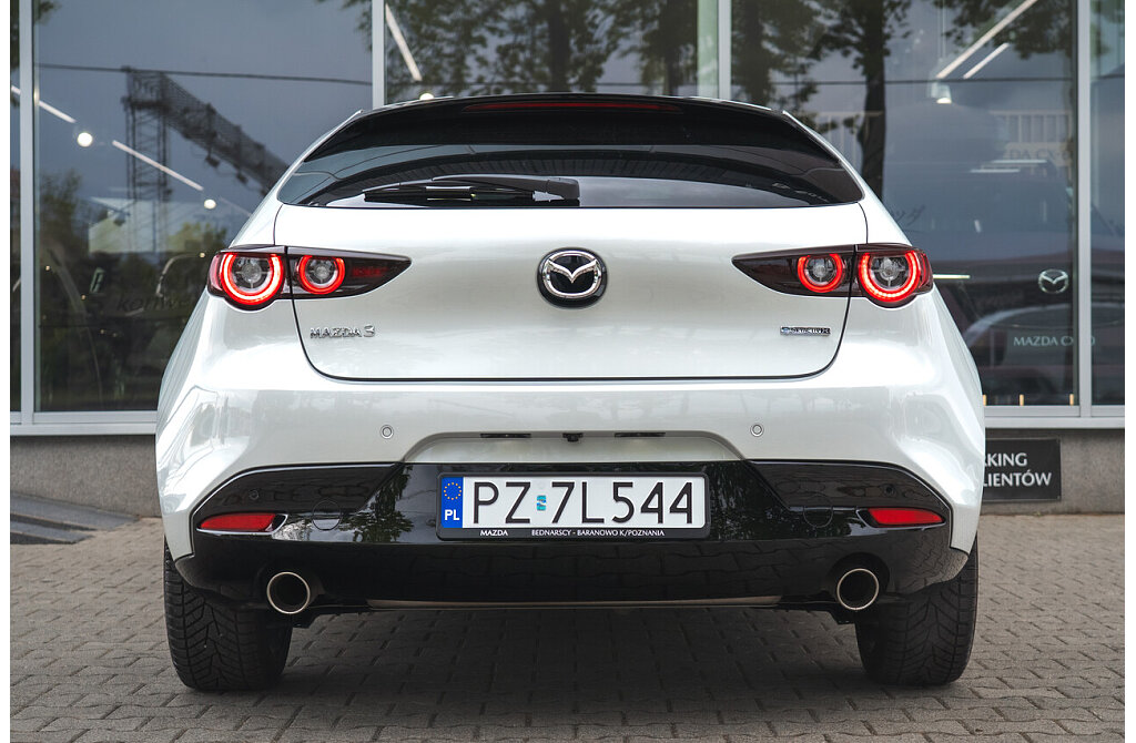 Mazda 3 - Kolor Ceramic Metalic, zdjęcie 2