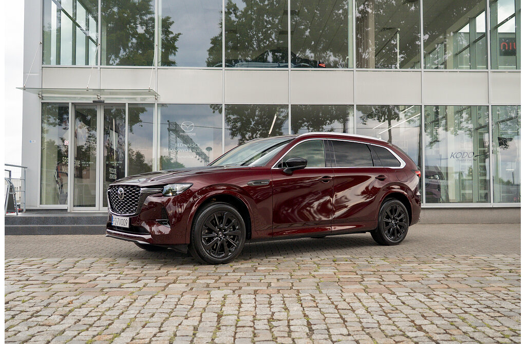 Mazda CX-80 - Kolor Artisan Red, zdjęcie 1