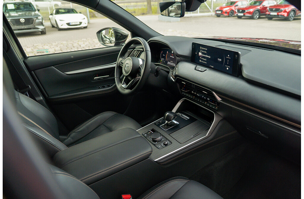 Mazda CX-80 - Kolor Artisan Red, zdjęcie 10